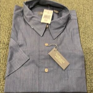 Van Heusen Blue Short-Sleeve Button-Front Shirt (sz lg)